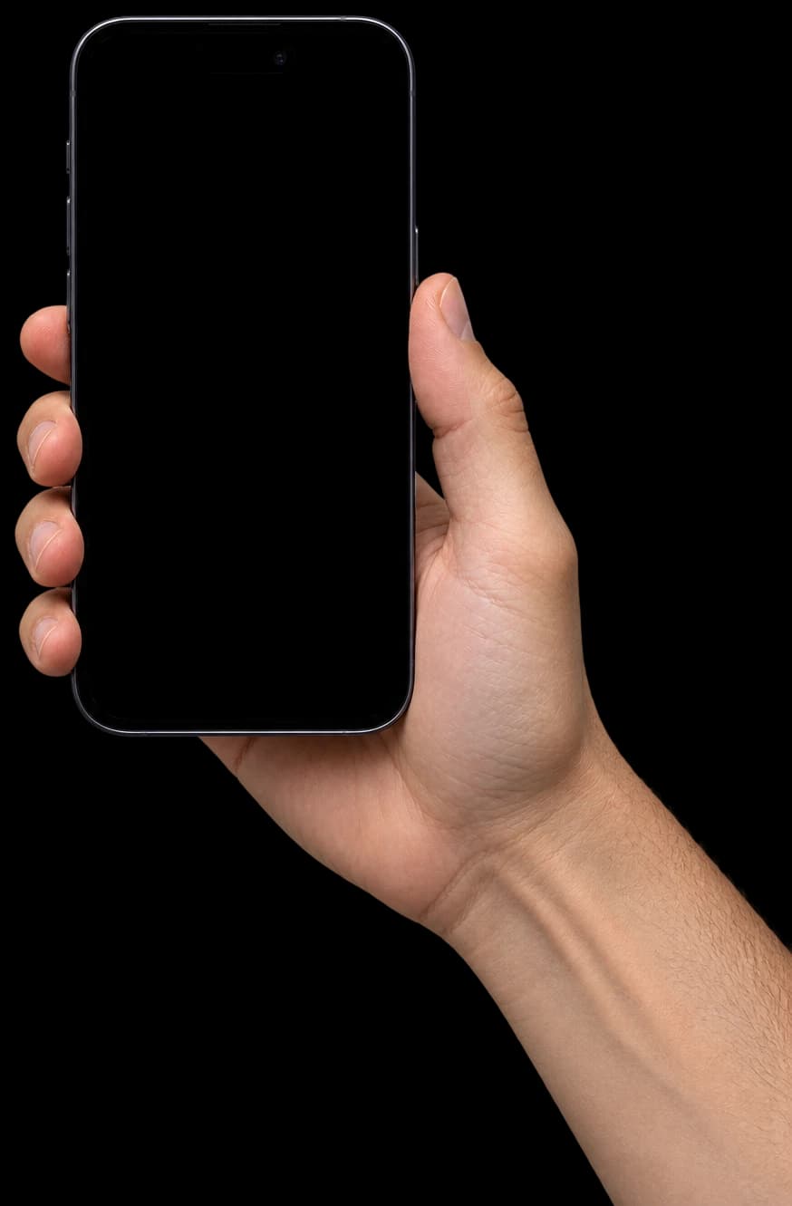 Una mano che tiene uno smartphone con un reel in riproduzione